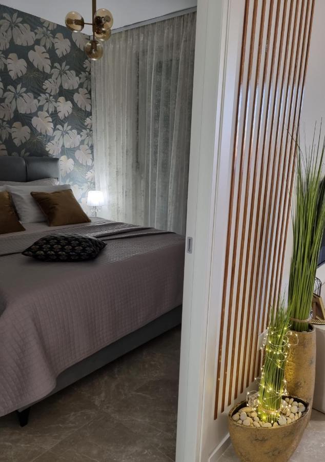 Apartment "50 Shades" With Balcony And Free Parking In The Garage Ζαντάρ Εξωτερικό φωτογραφία